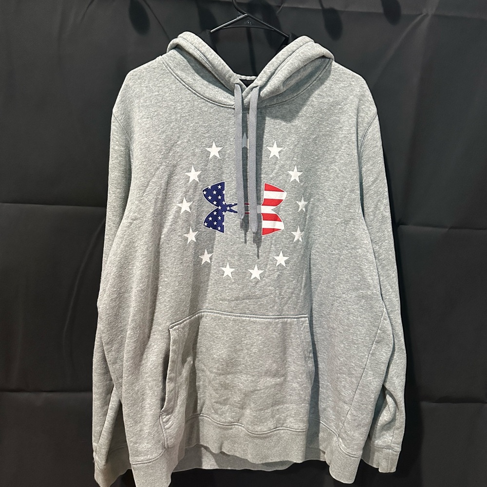 Grey Under Armour sweatshirt. XL